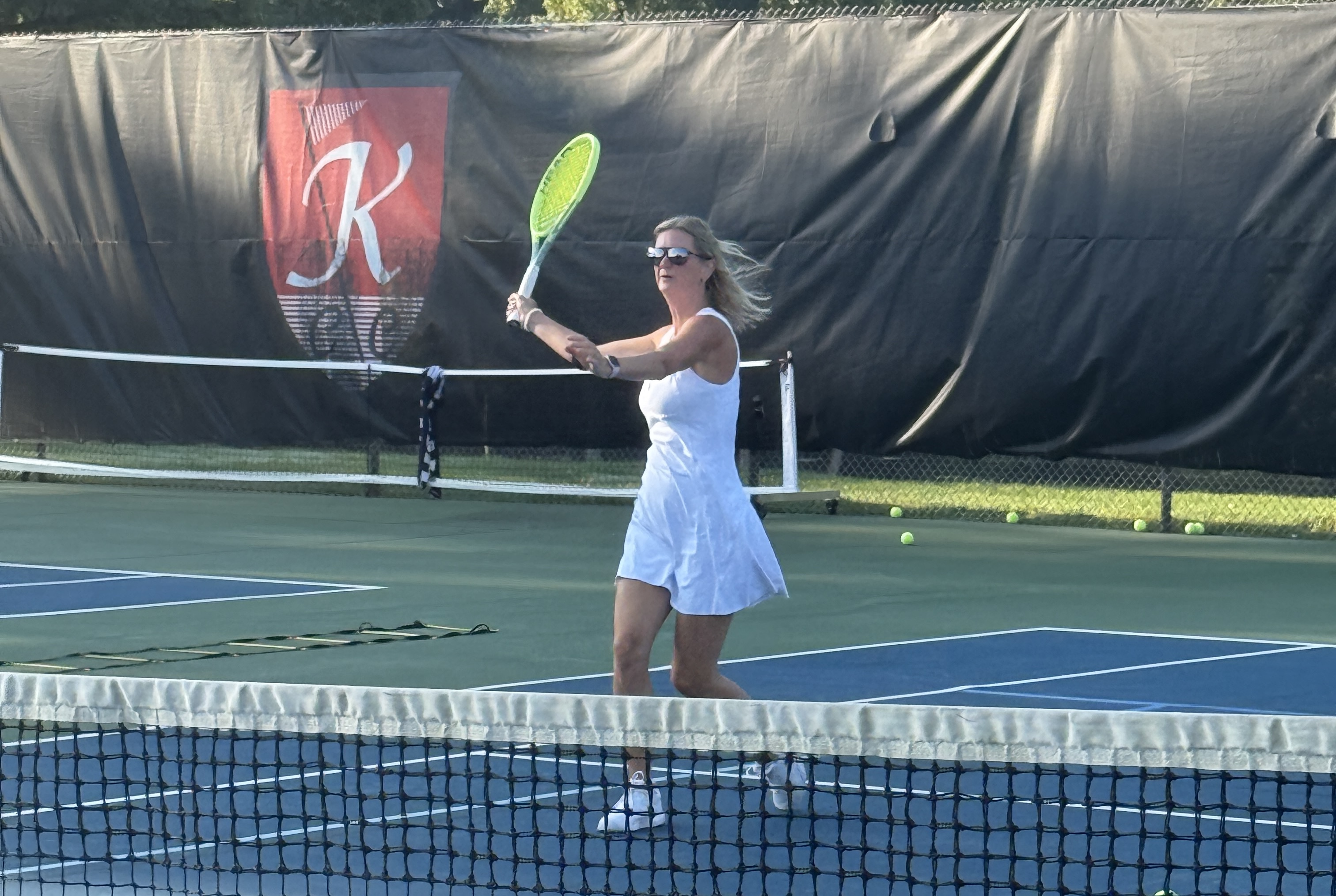 indoor-courts-01.jpg