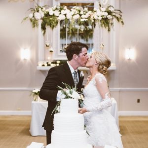 Kalamazoo Country Club Wedding Photo